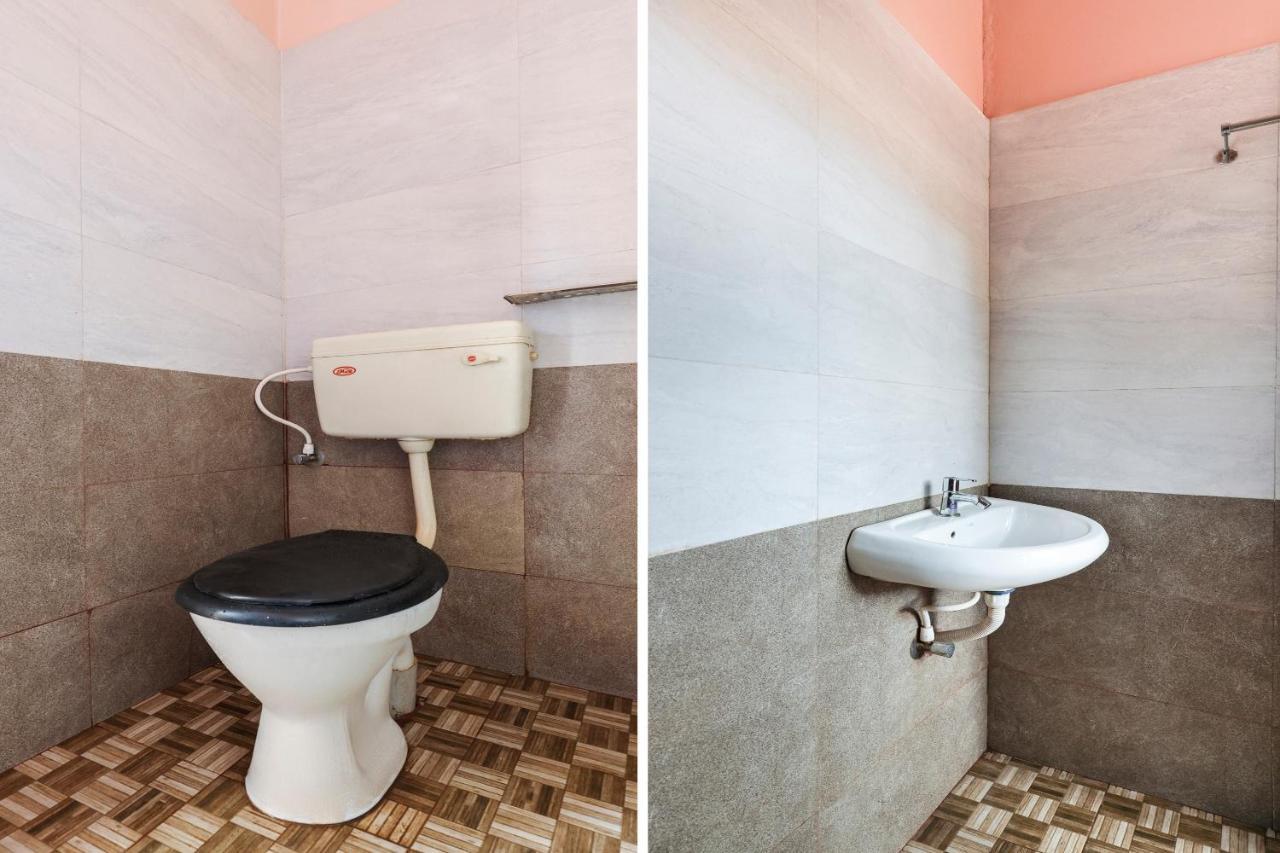 Spot On 68111 Jeena Motels Колам Екстериор снимка